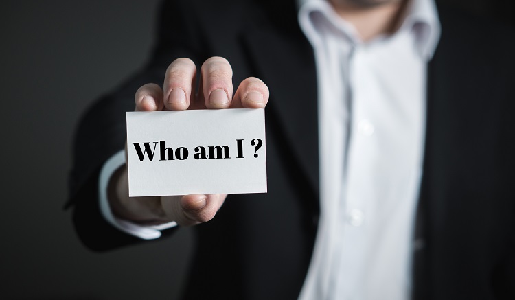 identità who am i